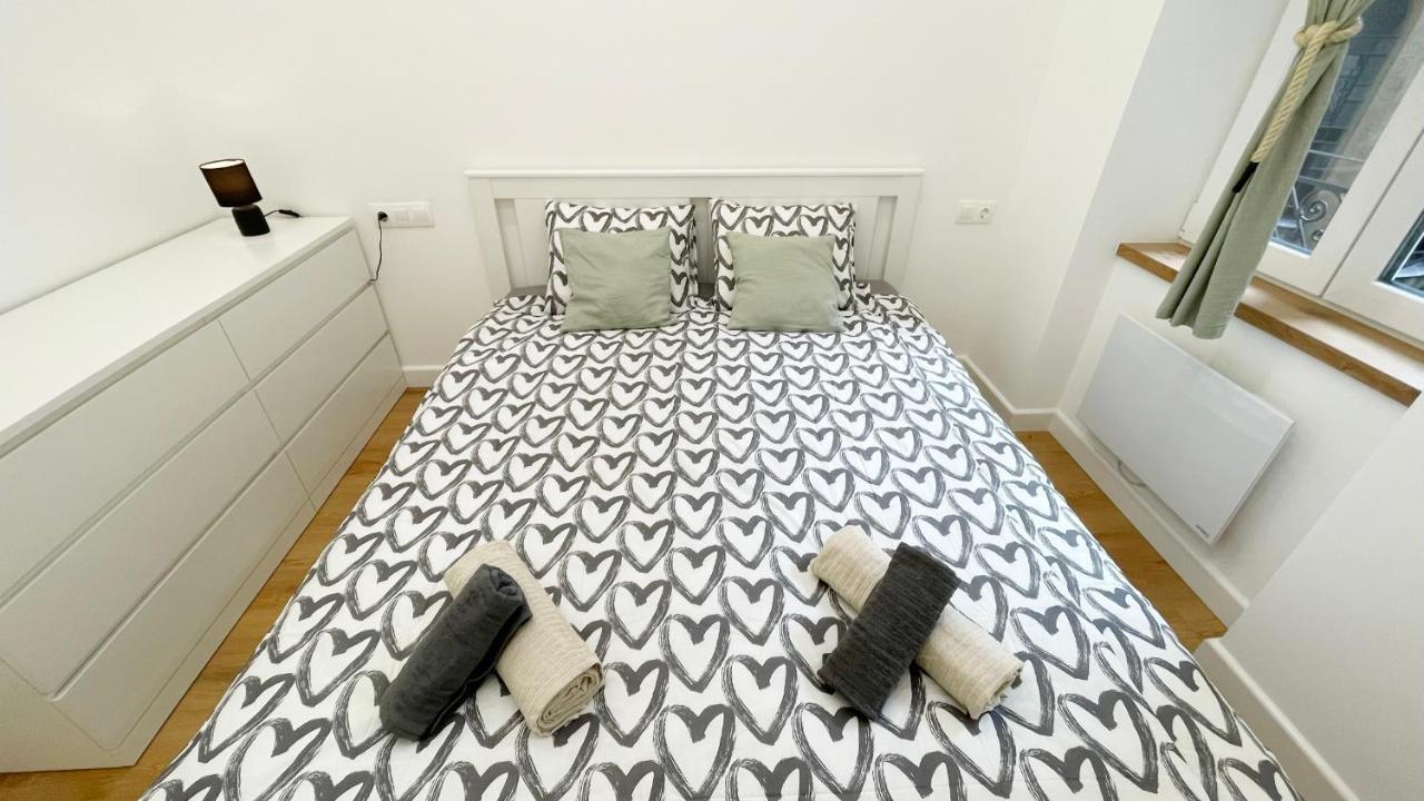 Sipsix Apartment - Modern 2 Bedroom Newly Renovated Flat With Ac In Budapest City Centre Kültér fotó